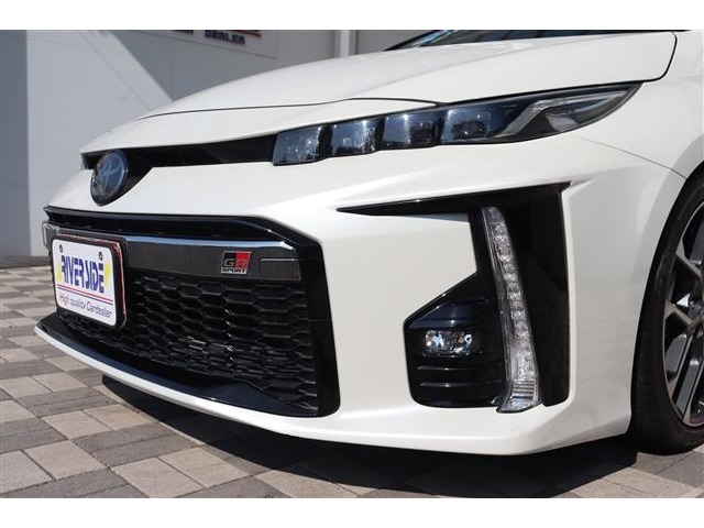 トヨタ プリウスＰＨＶ １．８ Ｓ ＧＲ スポーツ R1年 (関東) 99