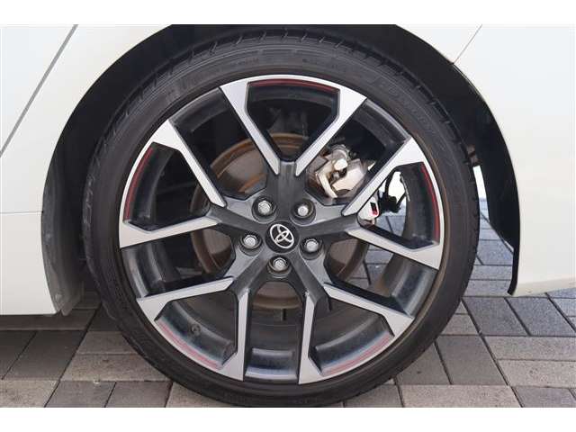 トヨタ プリウスＰＨＶ １．８ Ｓ ＧＲ スポーツ R1年 (関東) 99