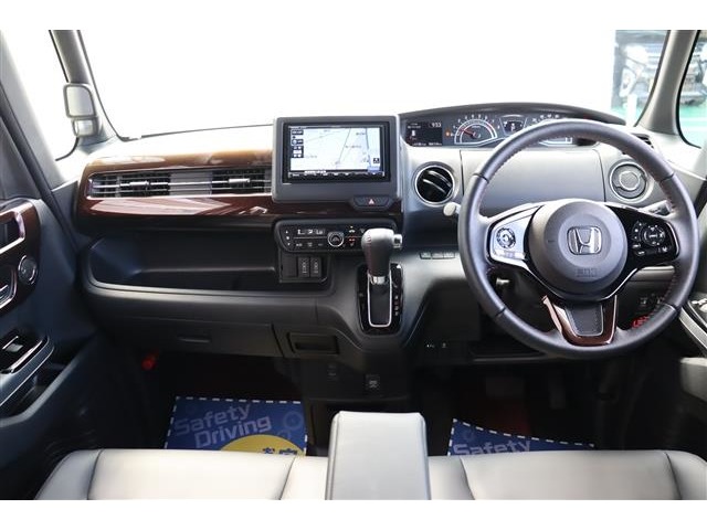 ホンダ Ｎ　ＢＯＸ カスタム ６６０ Ｌ ターボ コーディネートスタイル R3年 (関東) 99