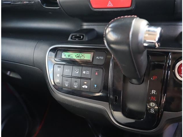 ホンダ Ｎ　ＢＯＸ ６６０ カスタムＧ ターボＡパッケージ ２トーンカラースタイル H26年 (関東) 99