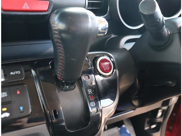 ホンダ Ｎ　ＢＯＸ ６６０ カスタムＧ ターボＡパッケージ ２トーンカラースタイル H26年 (関東) 99