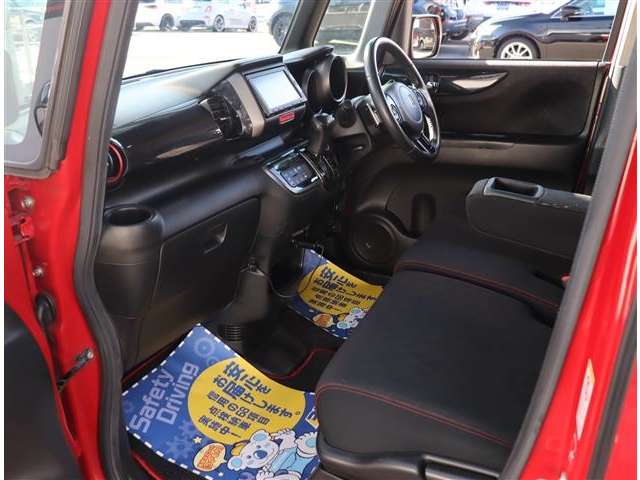 ホンダ Ｎ　ＢＯＸ ６６０ カスタムＧ ターボＡパッケージ ２トーンカラースタイル H26年 (関東) 99