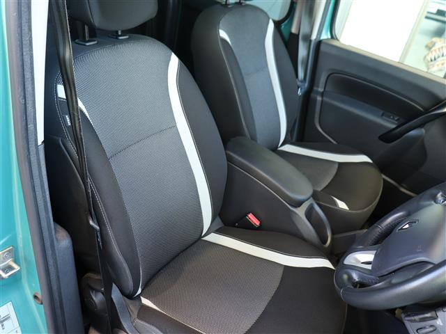 ルノー カングー アクティフ ペイザージュ H28年 (関東) 99