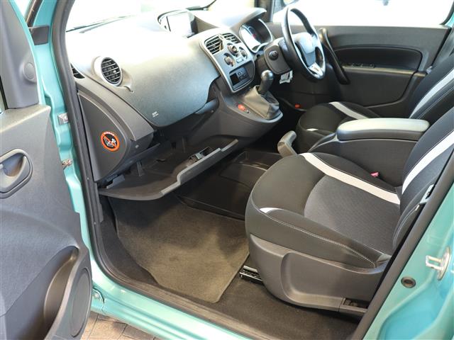 ルノー カングー アクティフ ペイザージュ H28年 (関東) 99