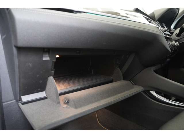 ＢＭＷ Ｘ１ Ｘドライブ １８Ｄ Ｘライン ４ＷＤ R2年 (近畿) 99