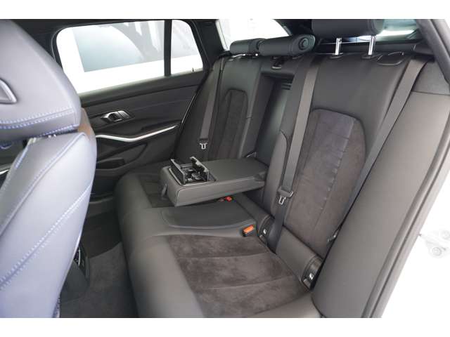 ＢＭＷ ３シリーズ ３２０Ｄ Ｘドライブ Ｍスポーツ ディーゼルターボ ４ＷＤ R5年 (近畿) 99