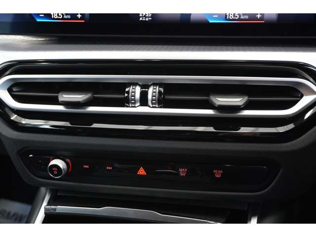 ＢＭＷ ３シリーズ ３２０Ｄ Ｘドライブ Ｍスポーツ ディーゼルターボ ４ＷＤ R5年 (近畿) 99