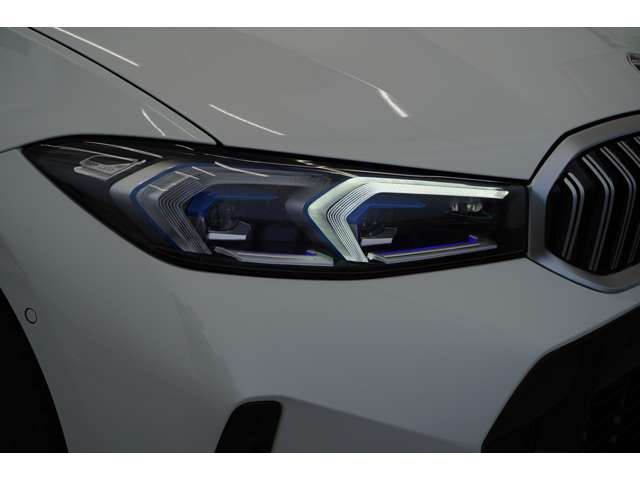 ＢＭＷ ３シリーズ ３２０Ｄ Ｘドライブ Ｍスポーツ ディーゼルターボ ４ＷＤ R5年 (近畿) 99