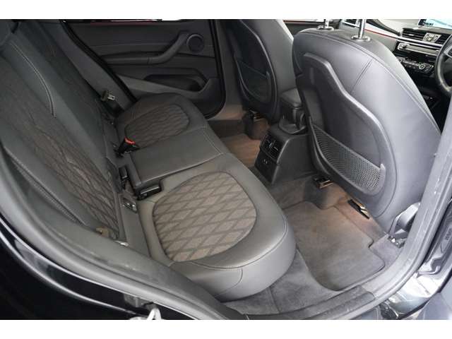 ＢＭＷ Ｘ１ Ｘドライブ １８Ｄ Ｘライン ４ＷＤ R1年 (近畿) 99