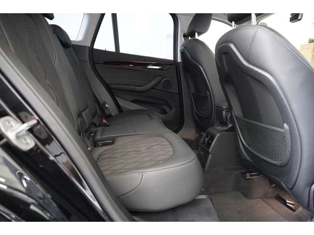 ＢＭＷ Ｘ１ Ｘドライブ １８Ｄ Ｘライン ４ＷＤ R1年 (近畿) 99