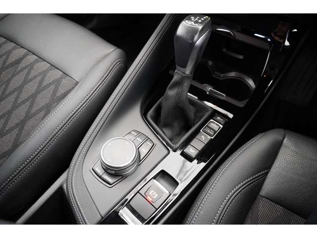 ＢＭＷ Ｘ１ Ｘドライブ １８Ｄ Ｘライン ４ＷＤ R1年 (近畿) 99