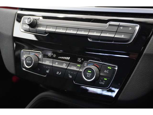 ＢＭＷ Ｘ１ Ｘドライブ １８Ｄ Ｘライン ４ＷＤ R1年 (近畿) 99