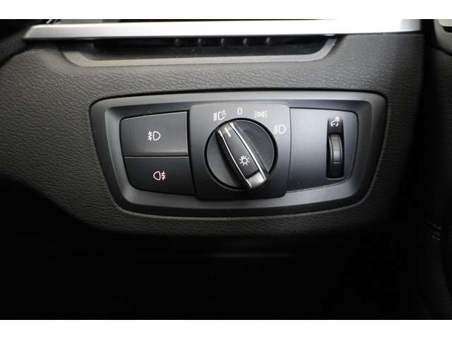 ＢＭＷ Ｘ１ Ｘドライブ １８Ｄ Ｘライン ４ＷＤ R1年 (近畿) 99