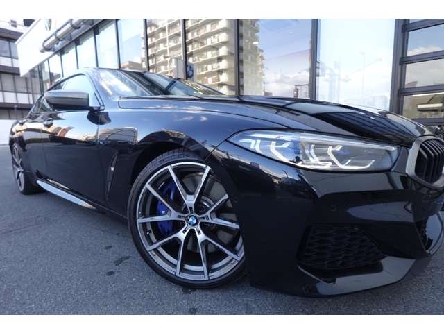 ＢＭＷ ８シリーズ Ｍ８５０Ｉ Ｘドライブ ４ＷＤ R1年 (近畿) 99