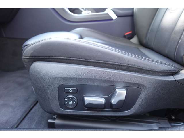 ＢＭＷ ８シリーズ Ｍ８５０Ｉ Ｘドライブ ４ＷＤ R1年 (近畿) 99