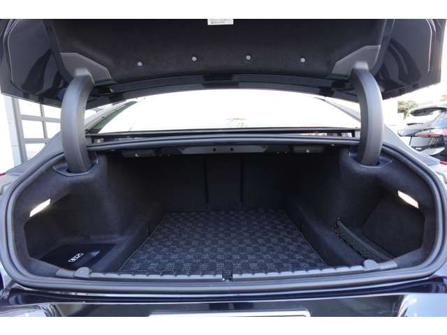 ＢＭＷ ８シリーズ Ｍ８５０Ｉ Ｘドライブ ４ＷＤ R1年 (近畿) 99