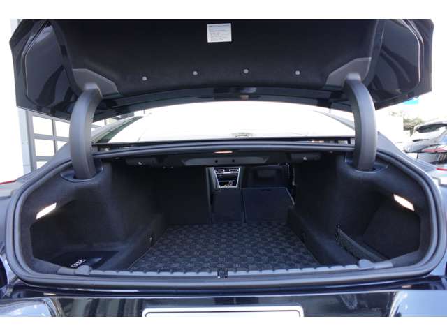 ＢＭＷ ８シリーズ Ｍ８５０Ｉ Ｘドライブ ４ＷＤ R1年 (近畿) 99