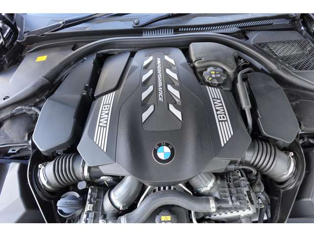 ＢＭＷ ８シリーズ Ｍ８５０Ｉ Ｘドライブ ４ＷＤ R1年 (近畿) 99