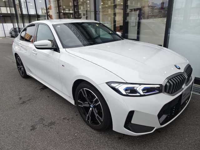 ＢＭＷ ３シリーズ ３２０ｉ　Ｍスポーツ R6年 (近畿) 99