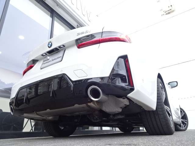 ＢＭＷ ３シリーズ ３２０ｉ　Ｍスポーツ R6年 (近畿) 99