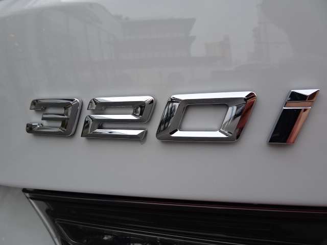 ＢＭＷ ３シリーズ ３２０ｉ　Ｍスポーツ R6年 (近畿) 99