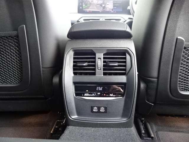 ＢＭＷ ３シリーズ ３２０ｉ　Ｍスポーツ R6年 (近畿) 99