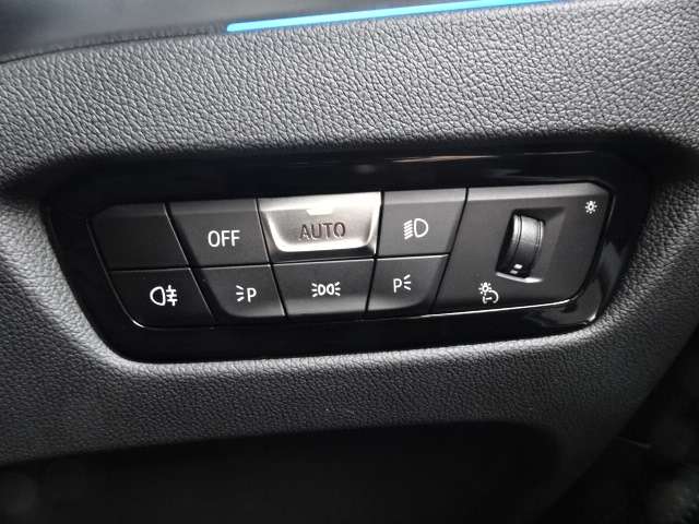 ＢＭＷ ３シリーズ ３２０ｉ　Ｍスポーツ R6年 (近畿) 99