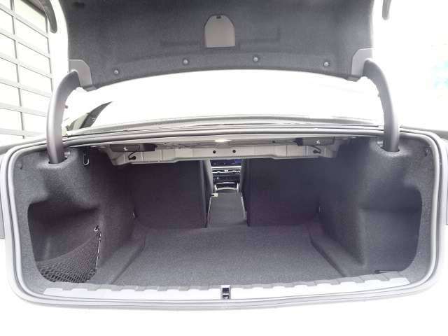 ＢＭＷ ３シリーズ ３２０ｉ　Ｍスポーツ R6年 (近畿) 99