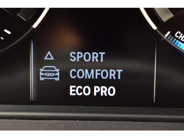 ＢＭＷ Ｘ１ Ｘドライブ １８Ｄ Ｘライン ４ＷＤ R1年 (関東) 99