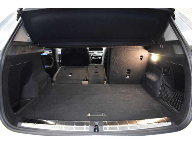 ＢＭＷ Ｘ１ Ｘドライブ １８Ｄ Ｘライン ４ＷＤ R1年 (関東) 99