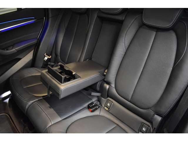 ＢＭＷ Ｘ１ Ｘドライブ １８Ｄ Ｘライン ４ＷＤ R1年 (関東) 99