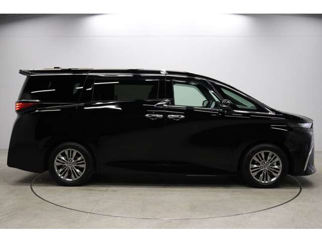 トヨタ アルファード　ハイブリッド ハイブリッド ２．５ Ｚ Ｅ－ＦＯＵＲ ４ＷＤ R6年 (東海) 99