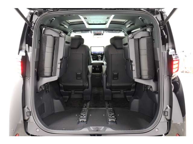 トヨタ アルファード　ハイブリッド ハイブリッド ２．５ Ｚ Ｅ－ＦＯＵＲ ４ＷＤ R6年 (東海) 99