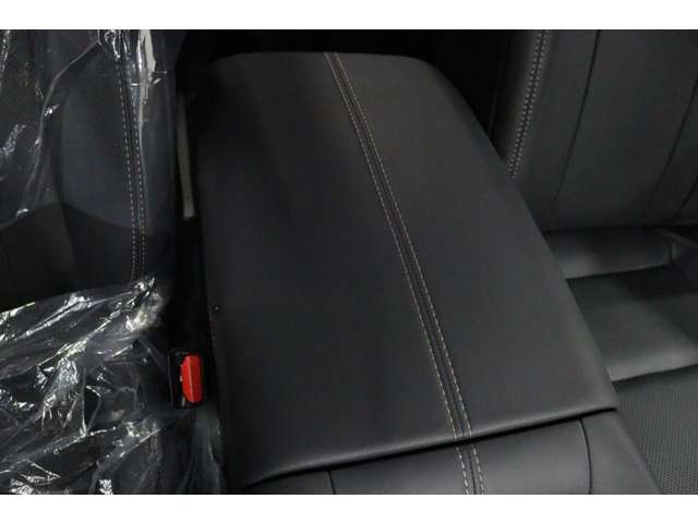 トヨタ アルファード　ハイブリッド ハイブリッド ２．５ Ｚ Ｅ－ＦＯＵＲ ４ＷＤ R6年 (東海) 99