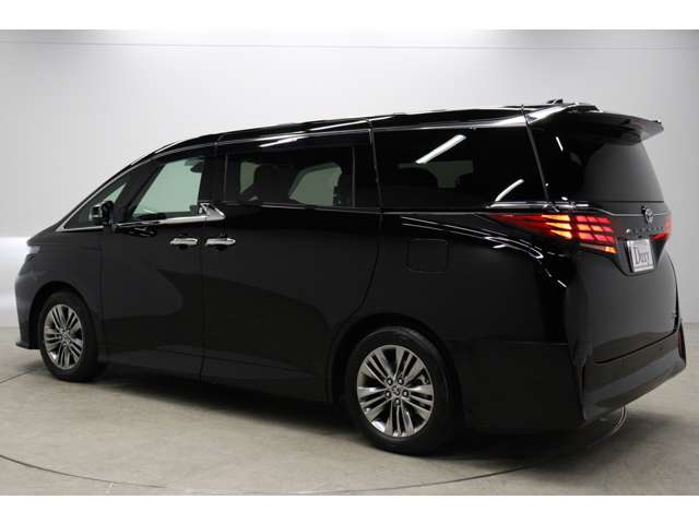 トヨタ アルファード　ハイブリッド ハイブリッド ２．５ Ｚ Ｅ－ＦＯＵＲ ４ＷＤ R6年 (東海) 99