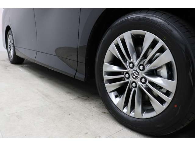 トヨタ アルファード　ハイブリッド ハイブリッド ２．５ Ｚ Ｅ－ＦＯＵＲ ４ＷＤ R6年 (東海) 99