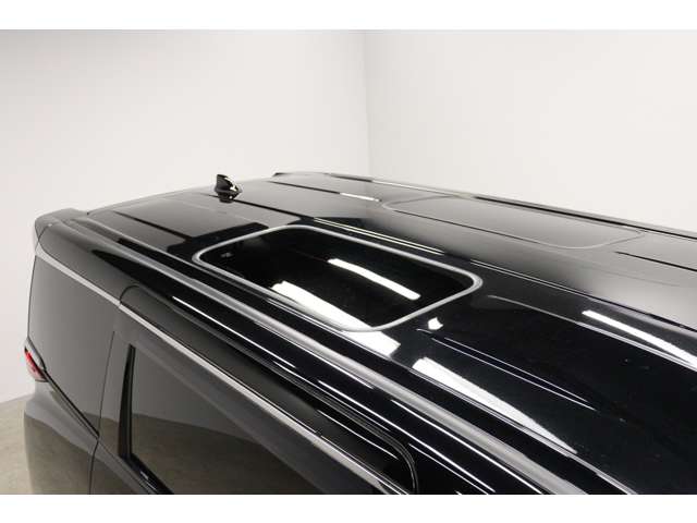 トヨタ アルファード　ハイブリッド ハイブリッド ２．５ Ｚ Ｅ－ＦＯＵＲ ４ＷＤ R6年 (東海) 99