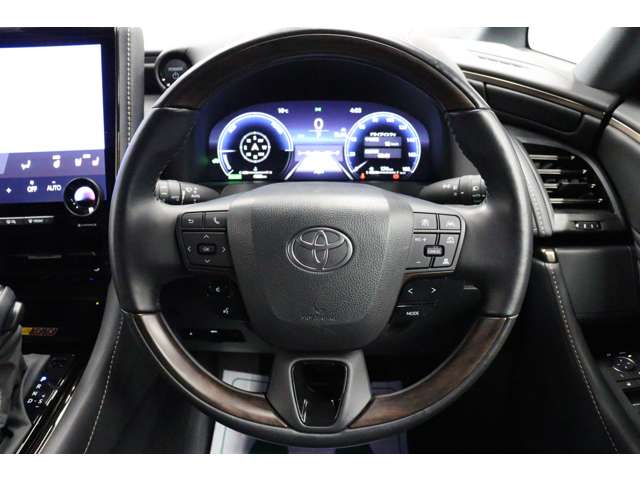 トヨタ アルファード　ハイブリッド ハイブリッド ２．５ Ｚ Ｅ－ＦＯＵＲ ４ＷＤ R6年 (東海) 99