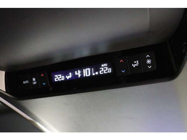 トヨタ アルファード　ハイブリッド ハイブリッド ２．５ Ｚ Ｅ－ＦＯＵＲ ４ＷＤ R6年 (東海) 99