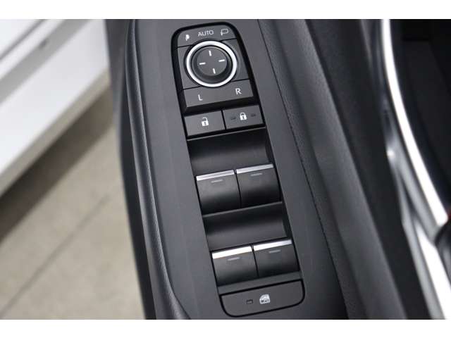 トヨタ プリウス ２．０ Ｚ R6年 (東海) 99