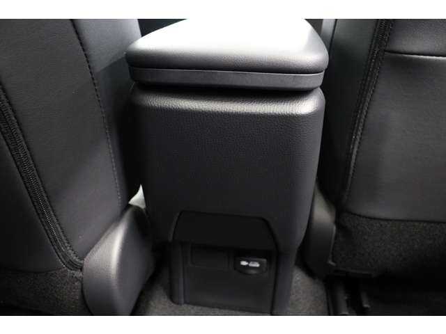 トヨタ プリウス ２．０ Ｚ R6年 (東海) 99