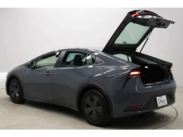 トヨタ プリウス １．８ Ｕ R5年 (東海) 99