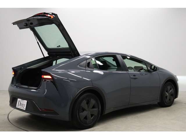 トヨタ プリウス １．８ Ｕ R5年 (東海) 99