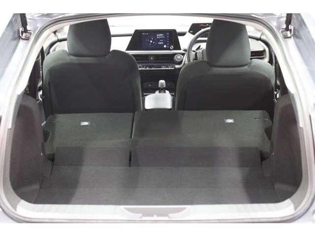 トヨタ プリウス １．８ Ｕ R5年 (東海) 99