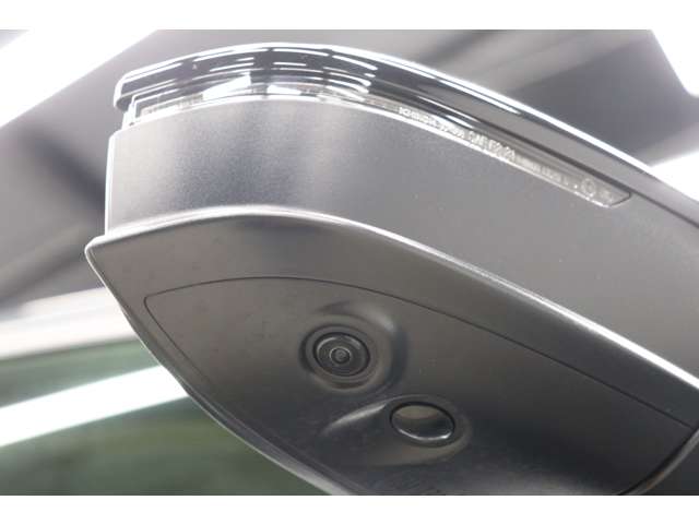 トヨタ プリウス １．８ Ｕ R5年 (東海) 99