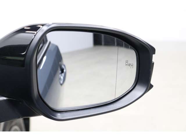 トヨタ プリウス １．８ Ｕ R5年 (東海) 99