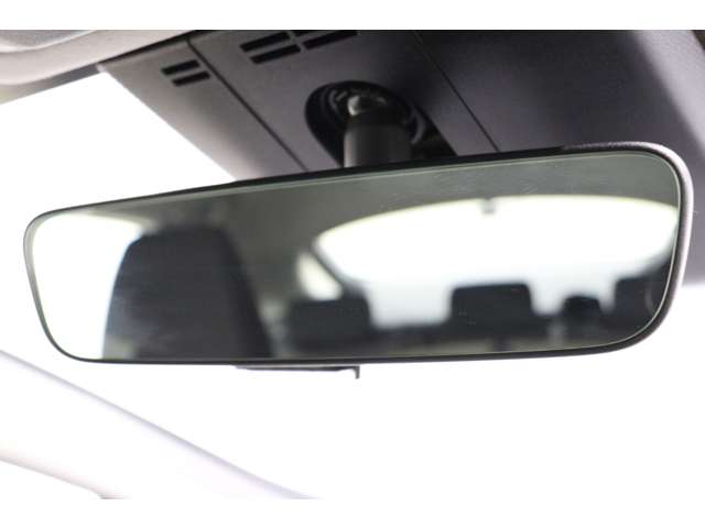 トヨタ プリウス １．８ Ｕ R5年 (東海) 99