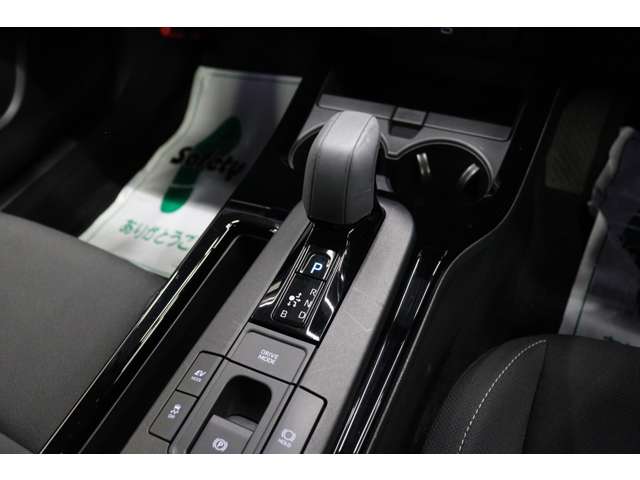 トヨタ プリウス １．８ Ｕ R5年 (東海) 99