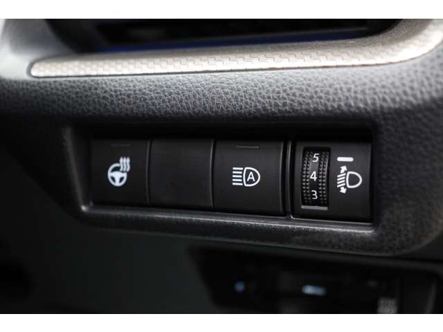 トヨタ プリウス １．８ Ｕ R5年 (東海) 99