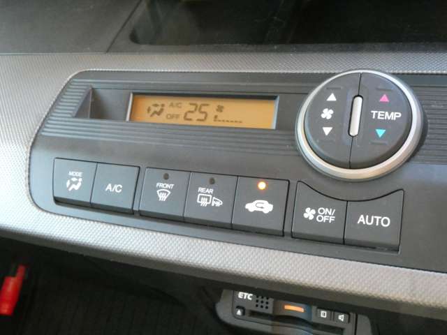 ホンダ フリード　ハイブリッド １．５ ジャストセレクション H24年 (関東) 99